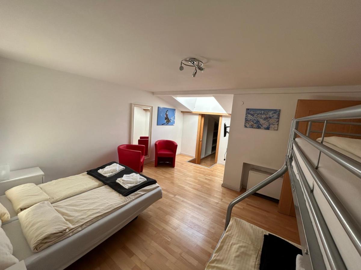 Woodyard 1 And 2 - Two Apartments Available 皮森多夫 外观 照片