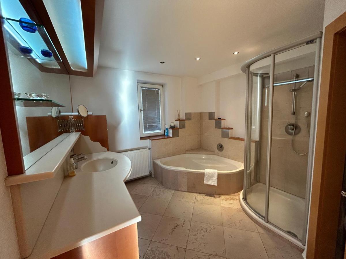 Woodyard 1 And 2 - Two Apartments Available 皮森多夫 外观 照片